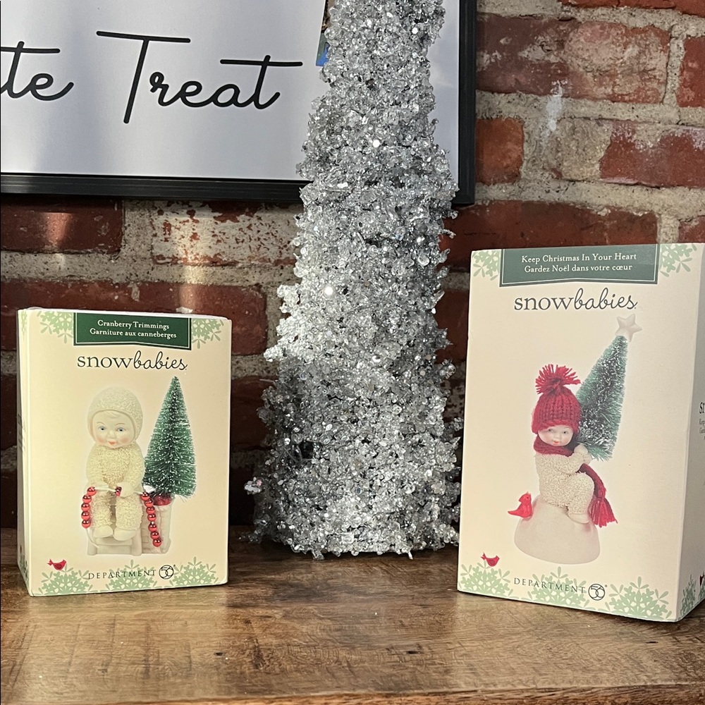 Department 56 Snowbabies with Glittering Tree